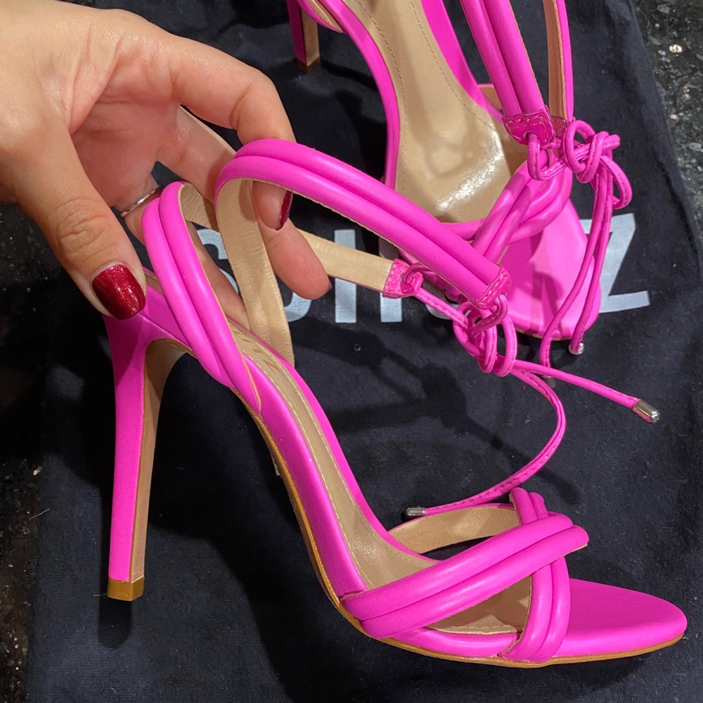 (Schutz) Hot Pink Heels - Size 6.5